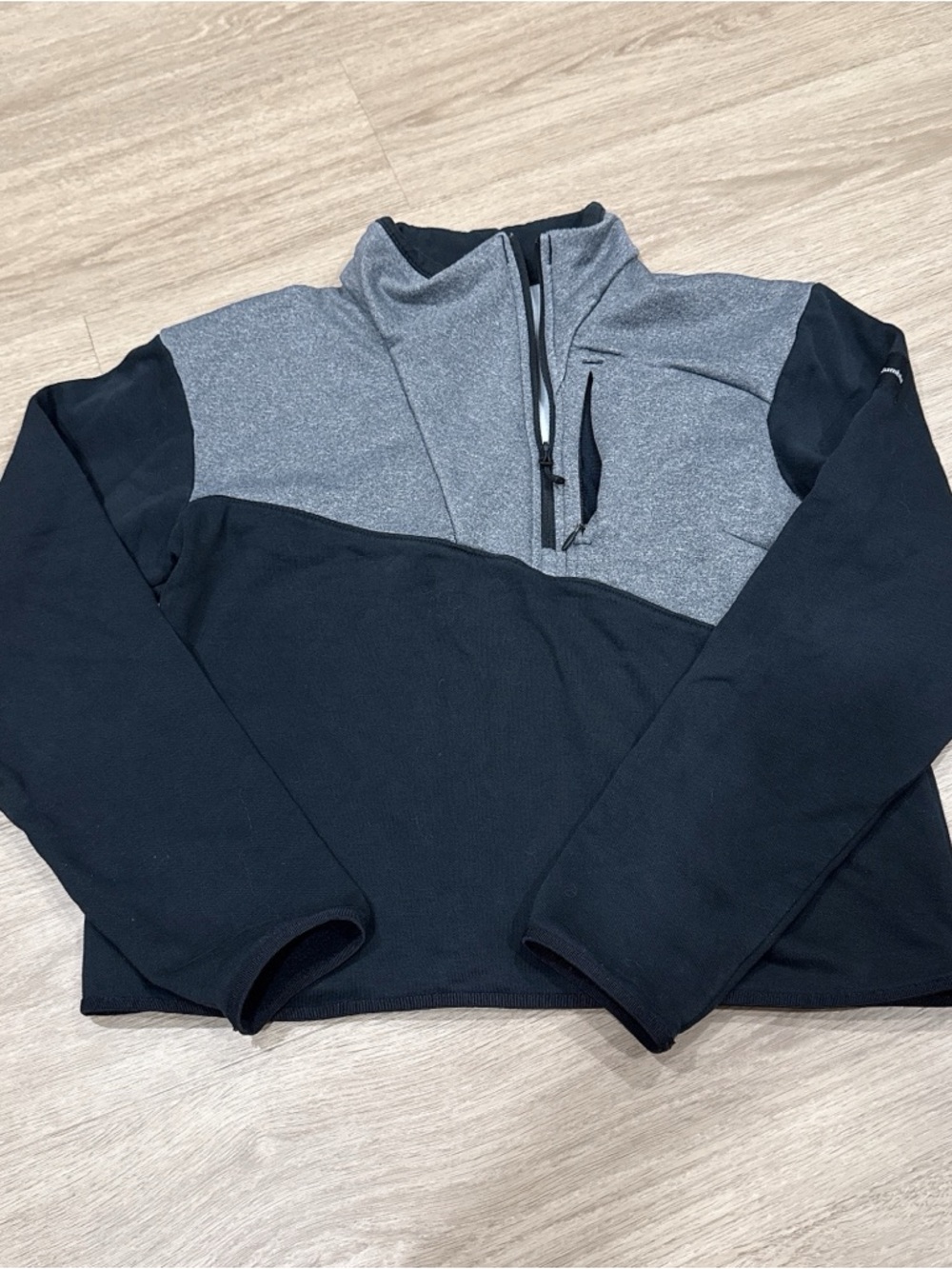 Columbia Two-Tone Gray and Black Zip-Up Fleece Jacket